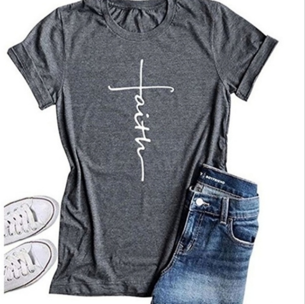 Faith short sleeved Tshirt